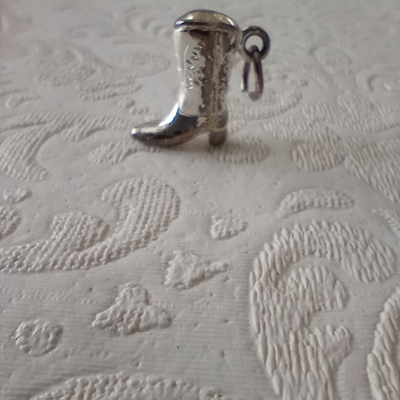 Bracelet charms (3) & 3 pendants & 1 bail (7 pieces) - Picture 14 of 16